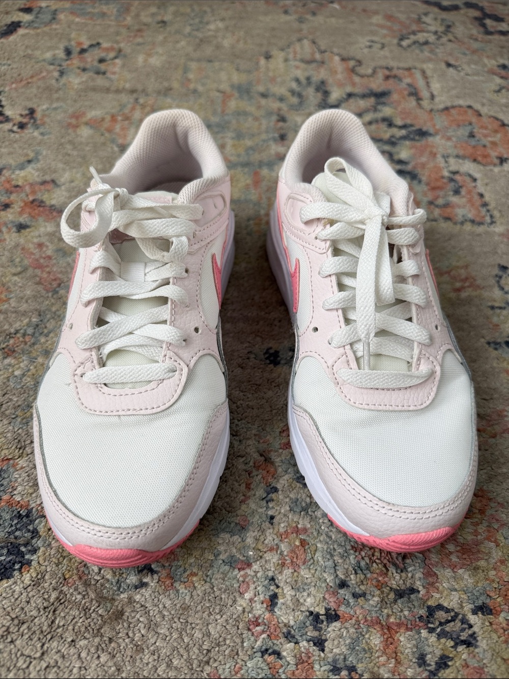 Nike Women’s White and Pink Air Max Sneakers - Picture 3 of 7